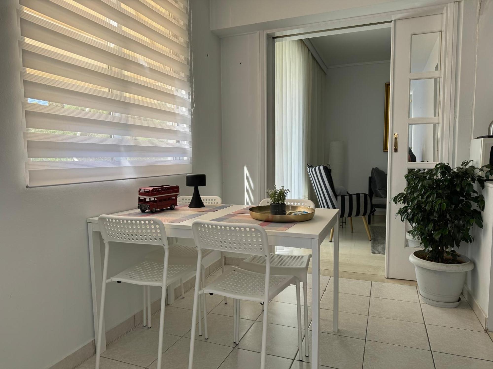 Windsor Place Apartment - Vouliagmeni Athens Exterior photo